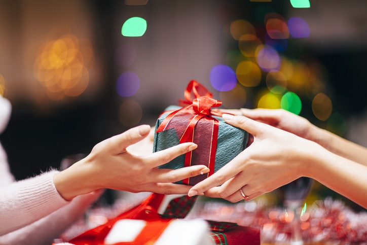 Voorkomen meester serveerster Geef jij een origineel kerstcadeau dit jaar? 6 tips | NHA